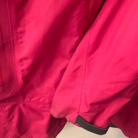 Arc’teryx Women’s Gore-Tex Shell Jacket – Pink – Size S - Picture 11 of 11